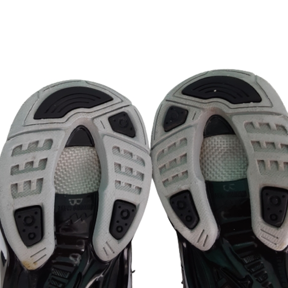 Mizuno Wave Bolt 3, Womens sz.8 1/2, black, silver - Picture 8 of 11